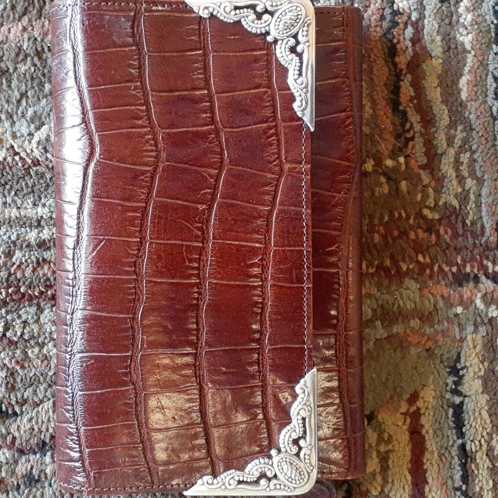 Brighton Crossbody Clutch | Trifold Wallet | Elegant Brown & Silver Design